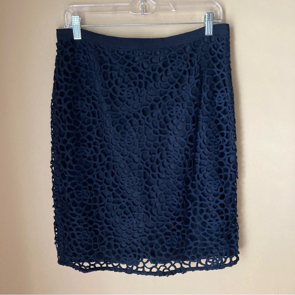 Banana Republic Navy Floral Crocheted Lace Pencil Skirt
